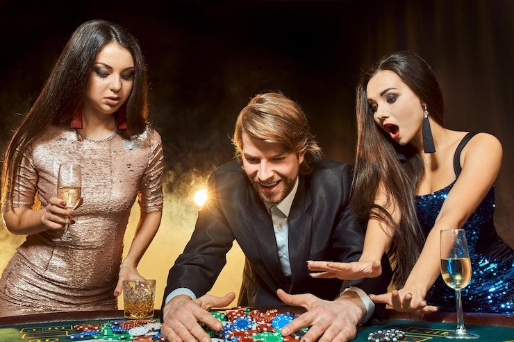 Live casino roulette table with dealer in HD streaming
